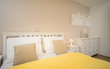 Contemporary Villa with Pool in Stari Grad