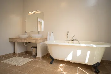 Contemporary Villa with Pool in Stari Grad