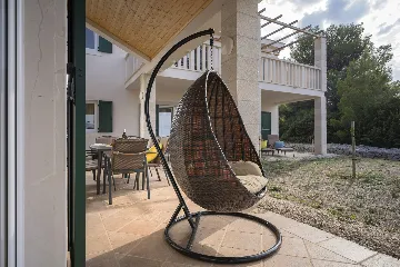 Contemporary Villa with Pool in Stari Grad