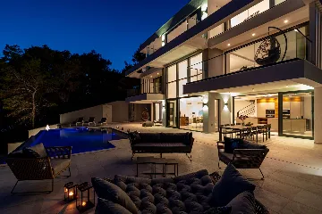 Seaside Villa Retreat with Pool in Blato