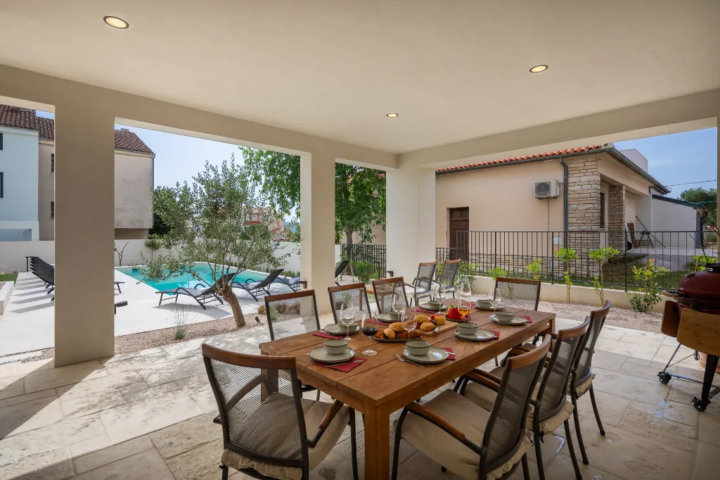 Modern Villa with Pool in Biograd na Moru