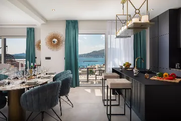 Contemporary Villa with Pool in Okrug Gornji