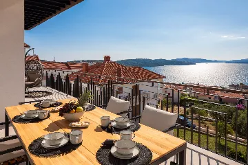 Contemporary Villa with Pool in Okrug Gornji