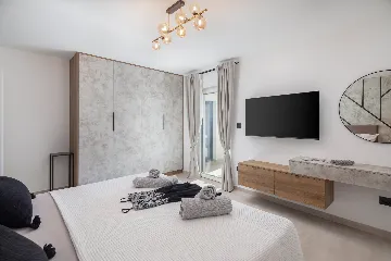 Contemporary Villa with Pool in Okrug Gornji