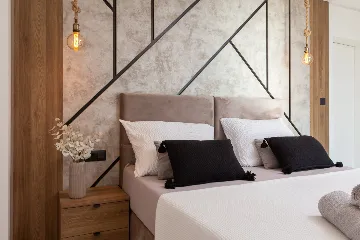 Contemporary Villa with Pool in Okrug Gornji