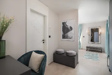 Contemporary Villa with Pool in Okrug Gornji