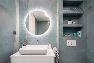 Contemporary Villa with Pool in Okrug Gornji