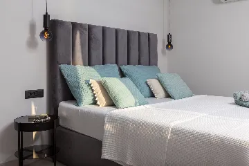 Contemporary Villa with Pool in Okrug Gornji