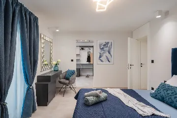 Contemporary Villa with Pool in Okrug Gornji