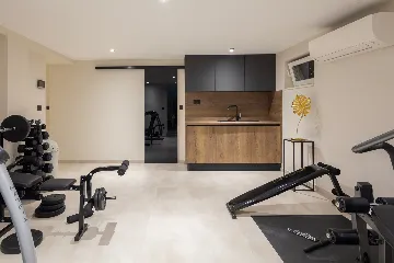 Contemporary Villa with Pool in Okrug Gornji