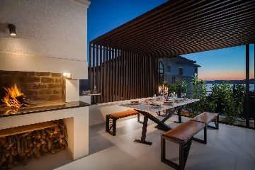 Contemporary Villa with Pool in Okrug Gornji