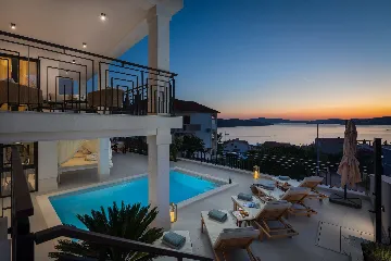 Contemporary Villa with Pool in Okrug Gornji