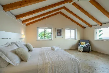 Spacious Hillside Villa with Pool in Potomje