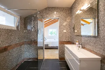 Spacious Hillside Villa with Pool in Potomje