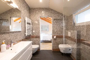 Spacious Hillside Villa with Pool in Potomje