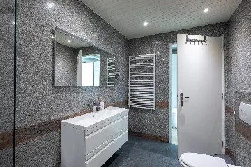 Spacious Hillside Villa with Pool in Potomje