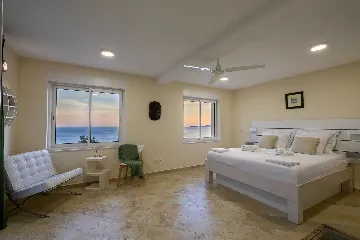 Spacious Hillside Villa with Pool in Potomje