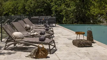 Modern Villa with Infinity Pool in Pazin