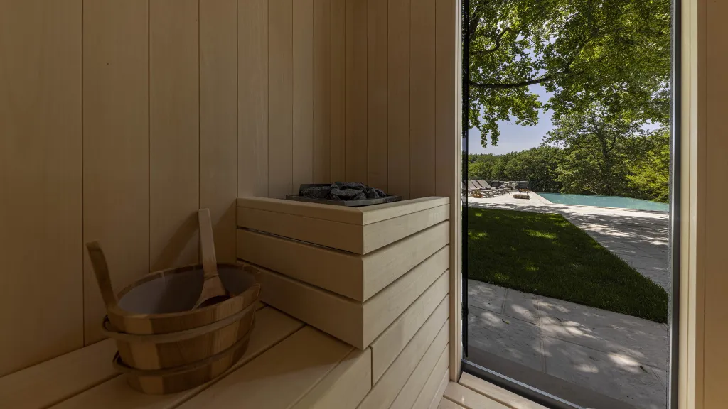 Modern Villa with Infinity Pool in Pazin