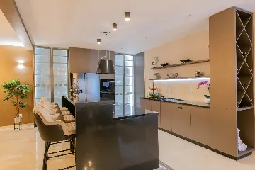 Modern Villa with Pool and Jacuzzi in Sevid