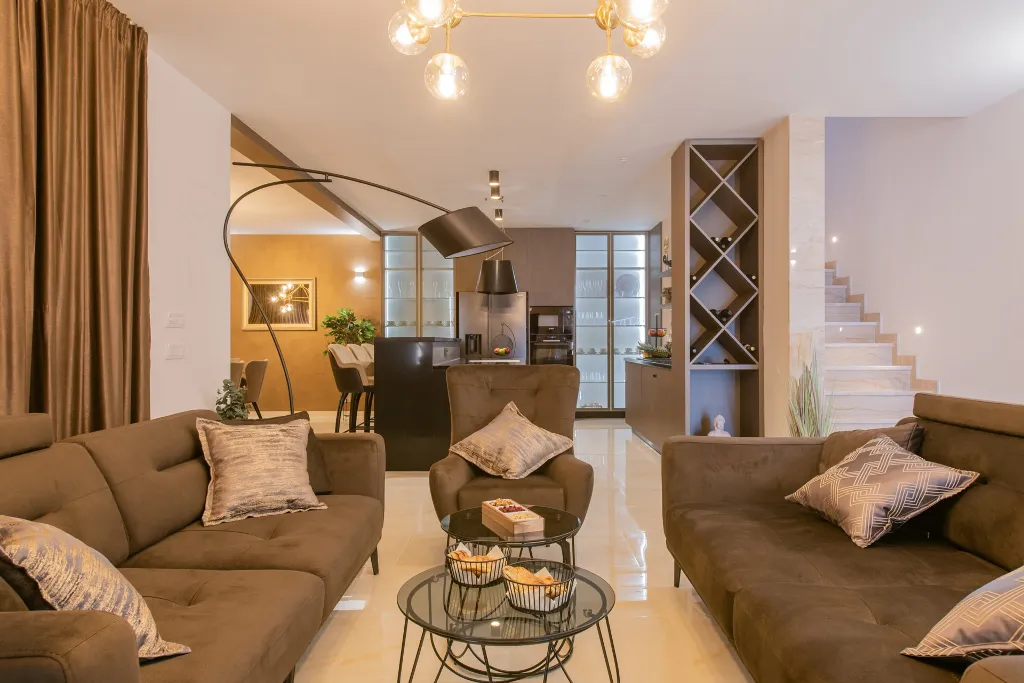 Modern Villa with Pool and Jacuzzi in Sevid