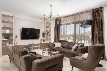 Modern Villa with Pool and Jacuzzi in Sevid