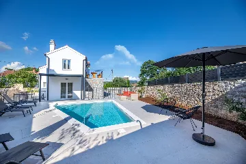 Contemporary 3-Bedroom Villa with Pool in Krk