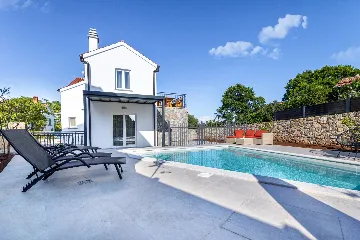 Contemporary 3-Bedroom Villa with Pool in Krk