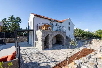 Contemporary 3-Bedroom Villa with Pool in Krk