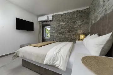 Contemporary 3-Bedroom Villa with Pool in Krk