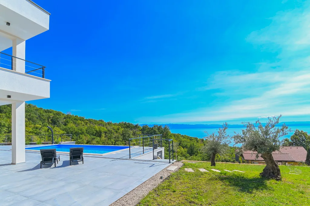 Panoramic Sea View Villa with Pool in Opatija