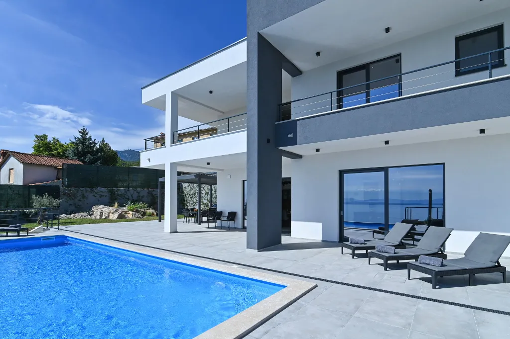 Panoramic Sea View Villa with Pool in Opatija