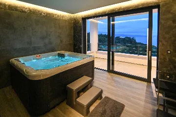 Panoramic Sea View Villa with Pool in Opatija