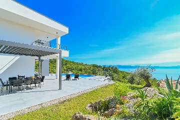 Panoramic Sea View Villa with Pool in Opatija
