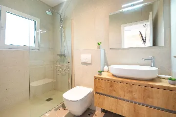 Modern Villa with Pool in Vela Luka