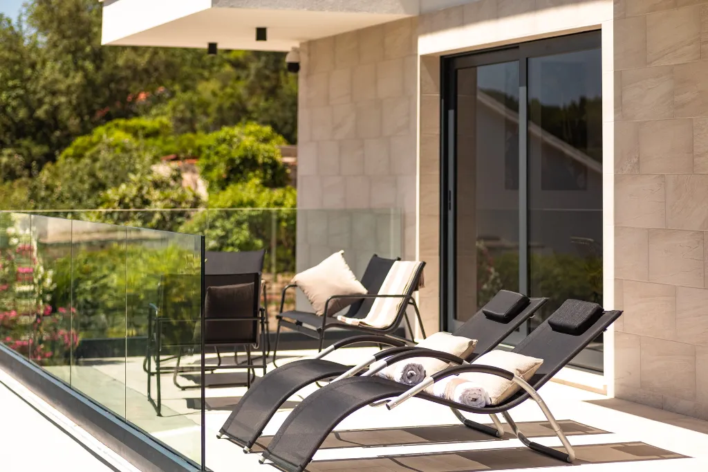 Modern Villa with Pool in Vela Luka