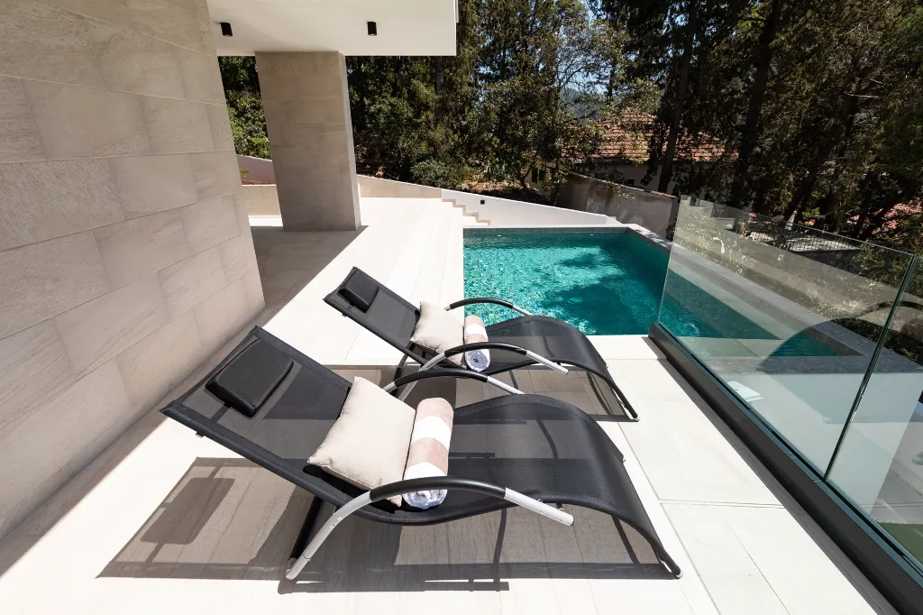 Modern Villa with Pool in Vela Luka