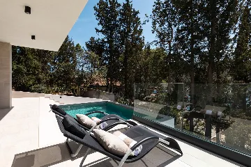 Modern Villa with Pool in Vela Luka