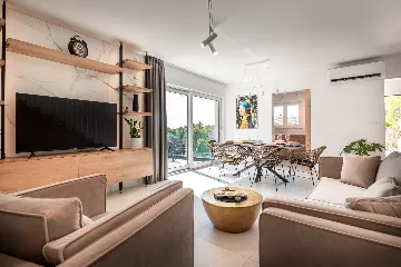 Modern Villa with Pool in Vela Luka