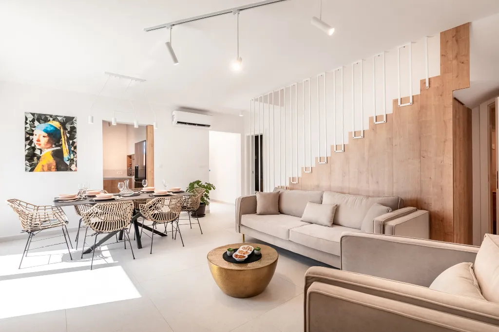 Modern Villa with Pool in Vela Luka