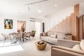 Modern Villa with Pool in Vela Luka