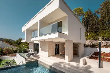 Modern Villa with Pool in Vela Luka