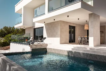 Modern Villa with Pool in Vela Luka