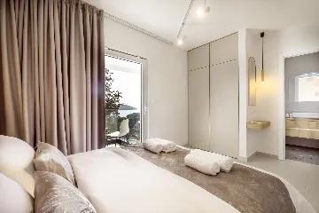 Modern Villa with Pool in Vela Luka