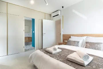 Modern Villa with Pool in Vela Luka