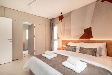 Modern Villa with Pool in Vela Luka