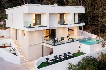 Modern Villa with Pool in Vela Luka
