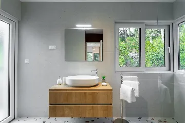 Modern Villa with Pool in Vela Luka