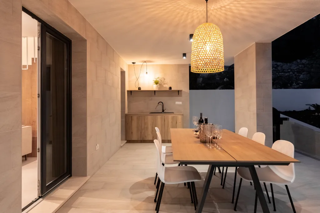 Modern Villa with Pool in Vela Luka