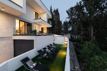 Modern Villa with Pool in Vela Luka